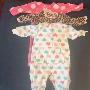Carter’s girls sleep & play fleece pajamas.